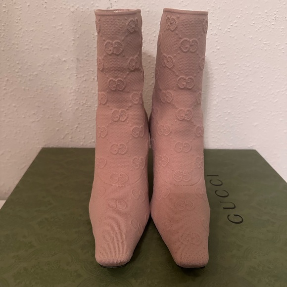 Gucci GG monogram knit boots in 36.5 - Picture 4 of 6